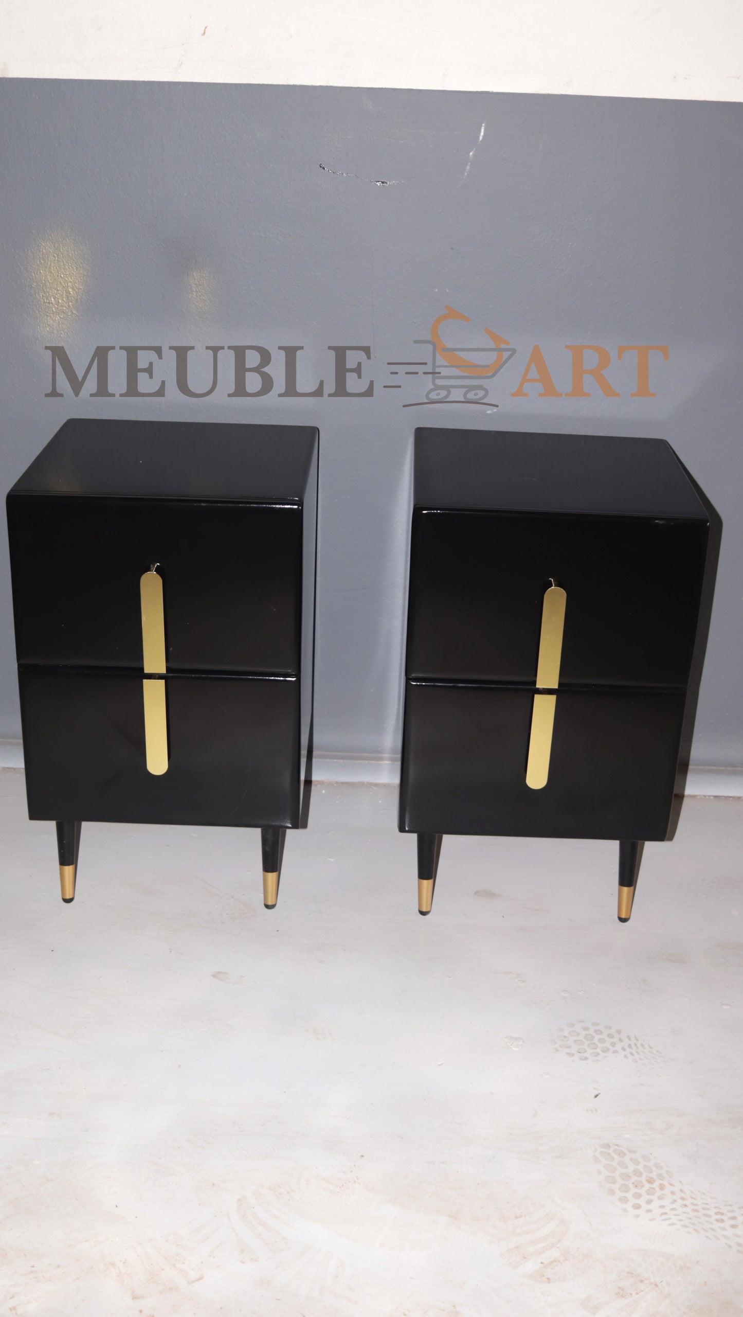 Winnie pair of pedestals